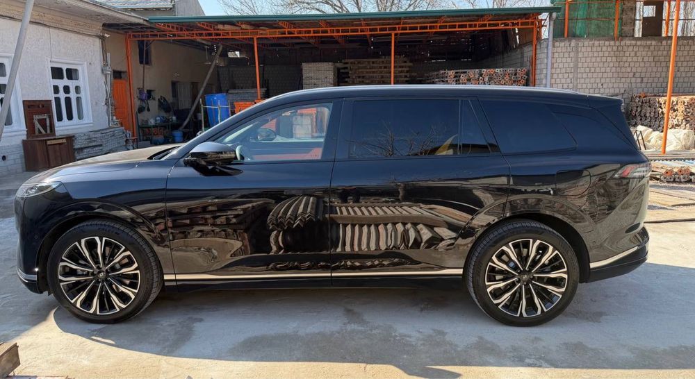 Dongfeng EP008 Hybrid 2026 restayling. Донгфенг ЕП008 гибрид