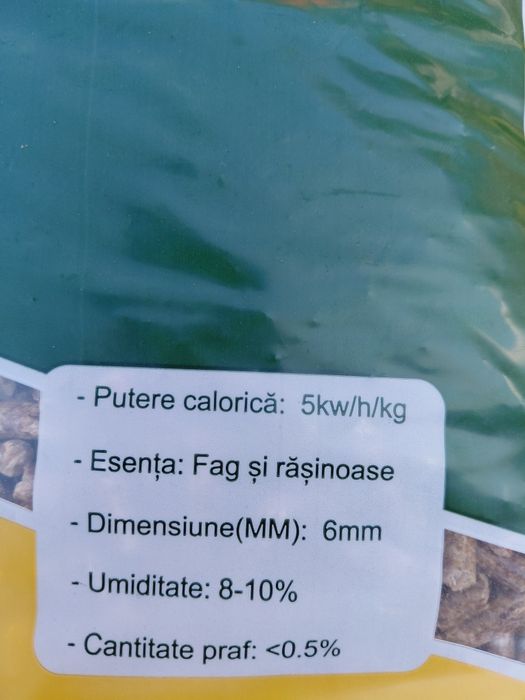 Vând peleți premium