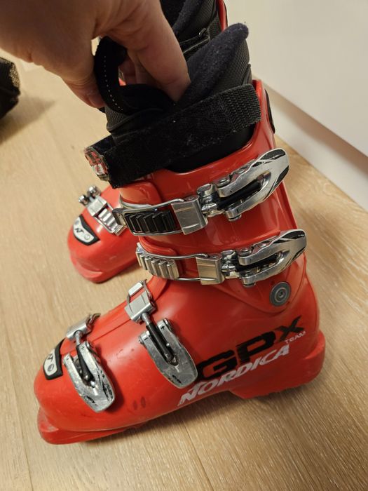 Детски ски обувки