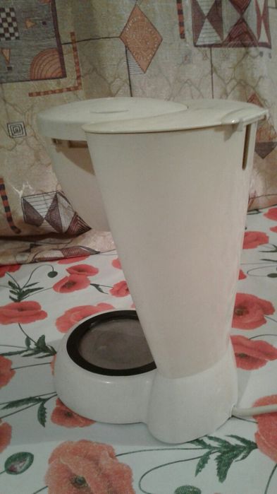 Кофеварка Moulinex.