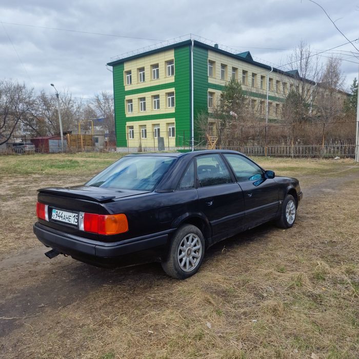 Продам ауди 100 С4