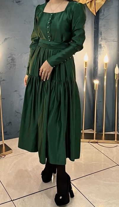 Продам Платье и юбки