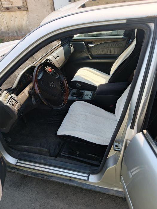 Продам мерседес w210