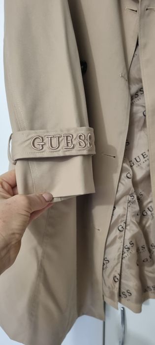 Trencs Guess  NOU