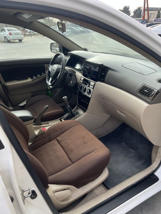 Тойота каролла 1.8 с метаном