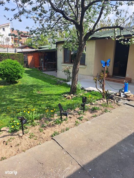 Casă în Cantemir cu 3 dormitoare, living, bucătărie, 2 băi,teren 475mp