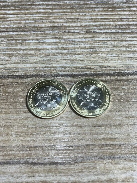 100 тенге 30 жыл/год