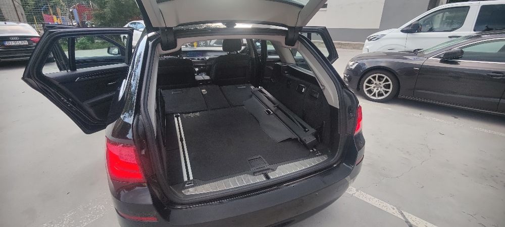 BMW Seria 5 F11 520D Touring