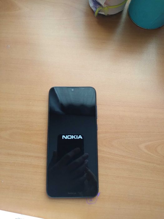 Телефон Nokia C21