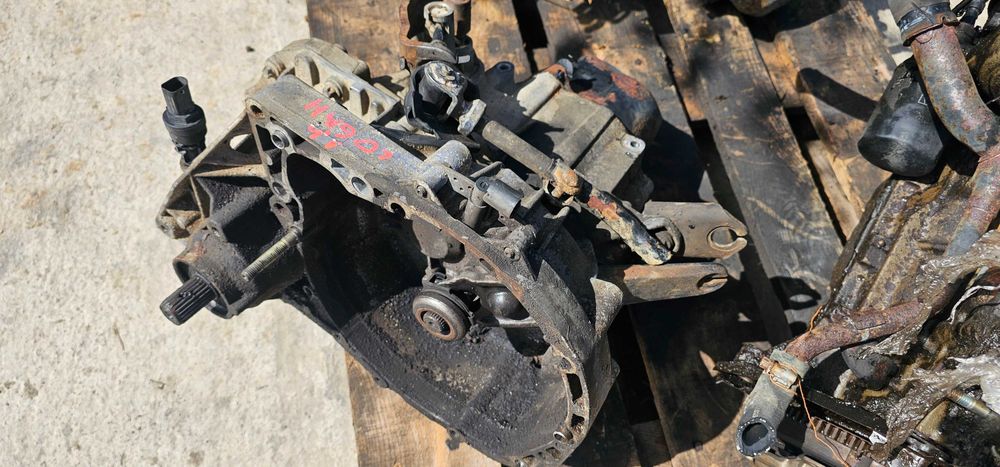 Cutie viteze manuala Dacia Logan 1.4 benzina 2005 2006 / 2007 2008