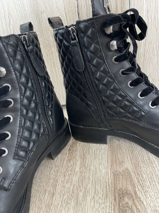 Дамски боти Guess