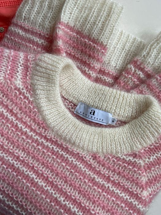 Супер мек хубав пуловер Arnie says made in Italy