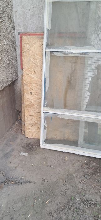 Отдам оконную раму