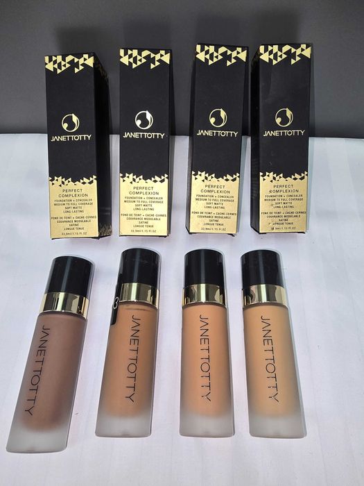 Fondul de ten Perfect Complex 2 în 1 este usor.