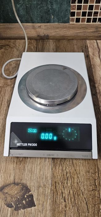 Balanță de precizie Mettler Toledo PM300 (310g x 0.01g)