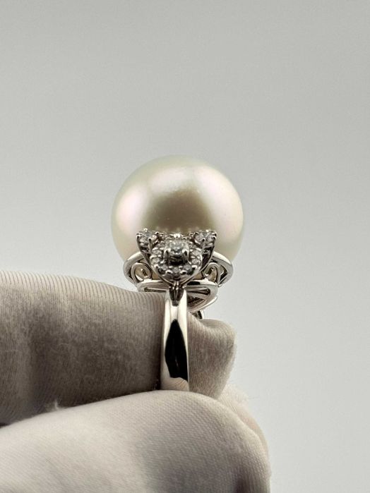Кольцо с жемчугом и бриллиантами 0,65 ct