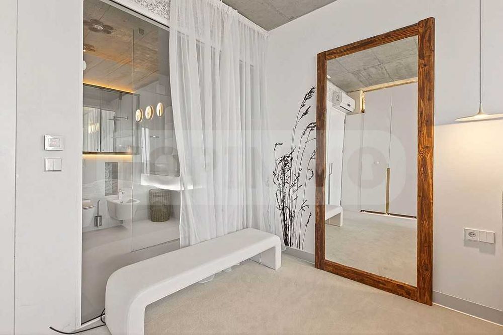 Дава се под наем Двустаен апартамент в Варна, Бриз - 60 кв.м за 1097.01 € - Снимка #11