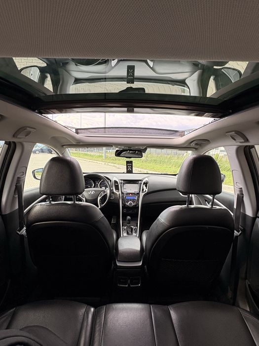 Hyndai i30 Premium  1.6 бензин