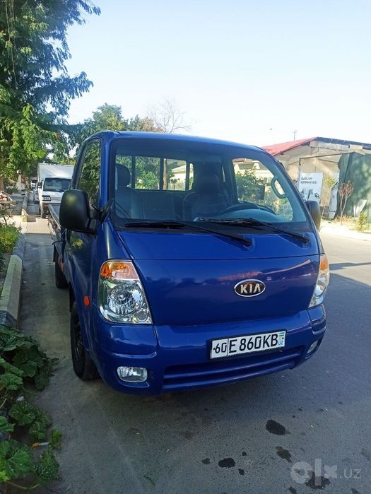 KIA bongo sotiladi ishlab turgan 2010 yil metan