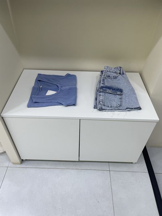 Косметологическая тумба на колесах