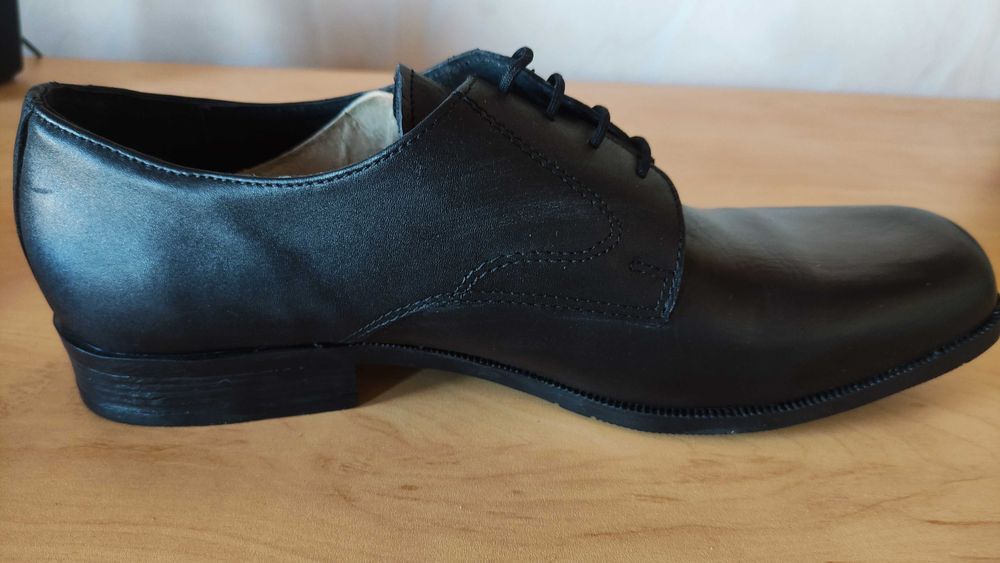 Мъжки  обувки  номер 47