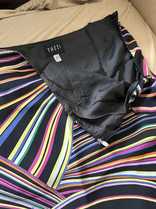 Fusta de vara asimetrica