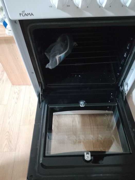 Продам плиту электрическую