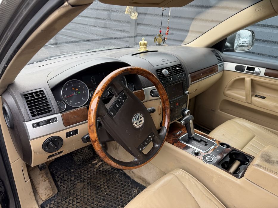 Dezmembrez/Dezmembrari Vw Touareg Facelift 3.0 Tdi BKS Dynaudio/Navi