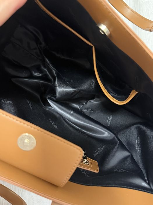 Чанти  Nine West