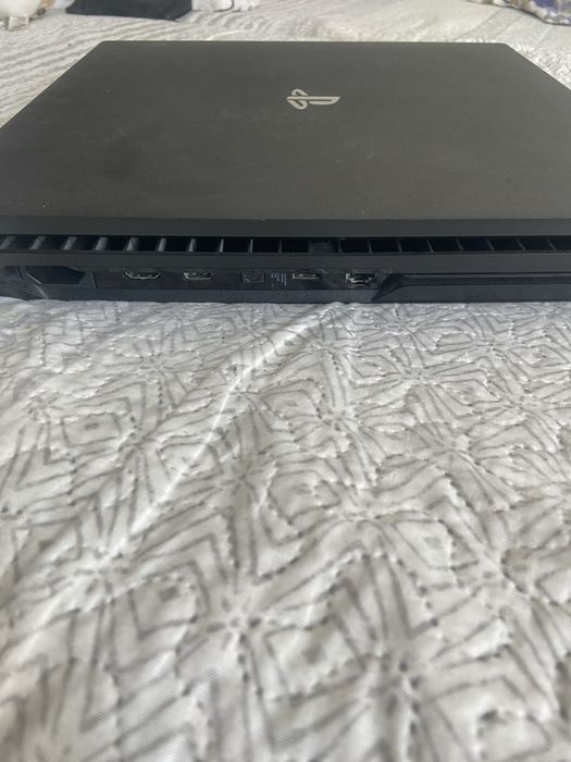 Playstation pro 1 tb