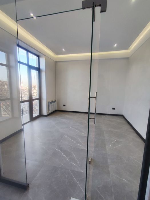 БЕЗ МАКЛЕР | Офисы новые