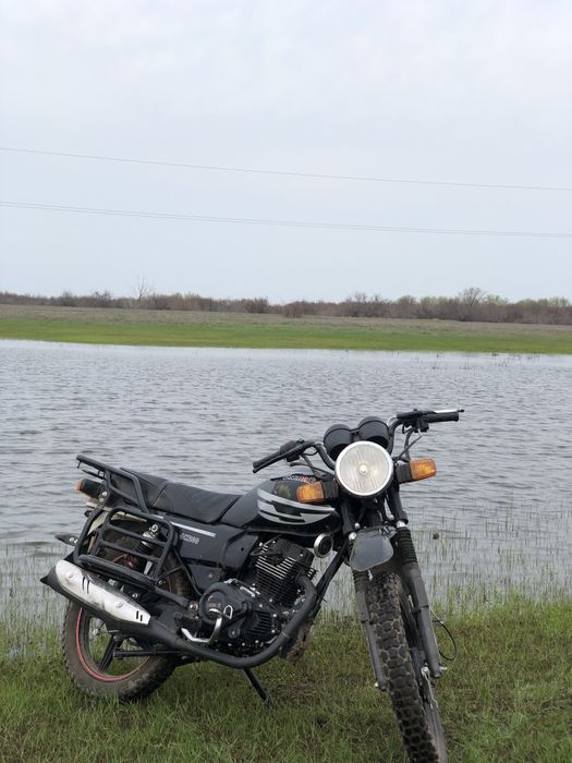 Мотоцикл Окмакс 200