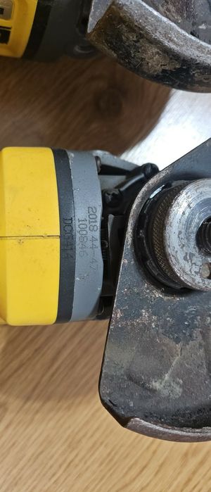 Dewalt DCG414N Flexvolt polizor unghiular profesional 54v Folosit