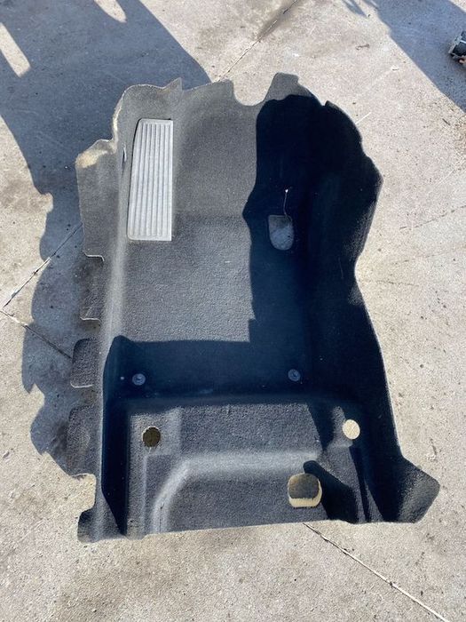 Mocheta stanga fata sofer VOLVO XC60 2018+ 32347427