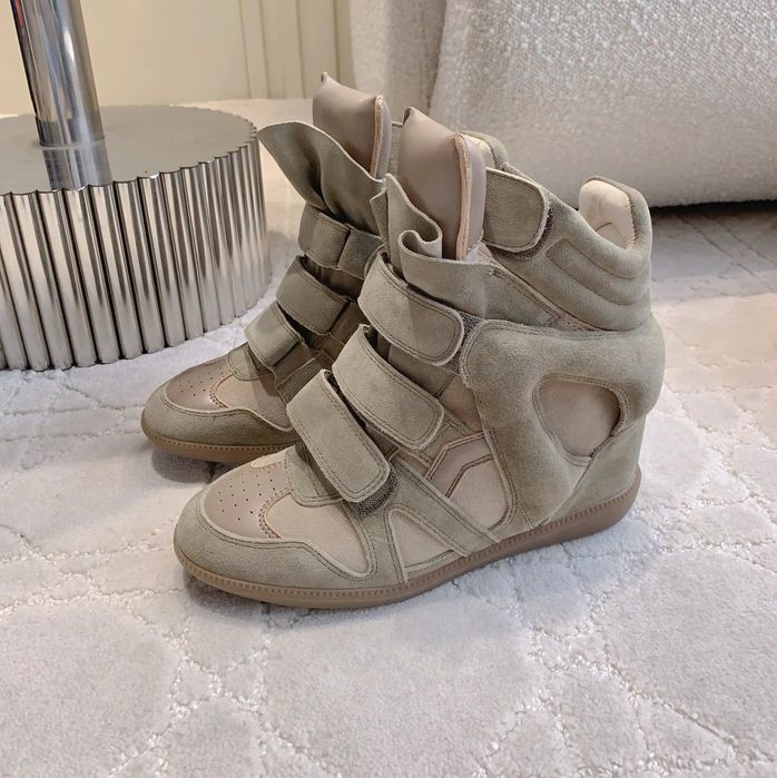 Isabel Marant Pe precomandă mărimi :35-40-