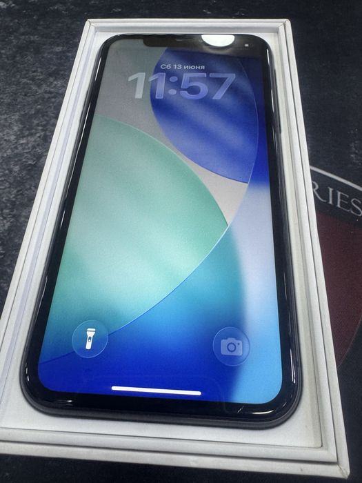 Iphone 11 128 black 80 yomkst karopkali