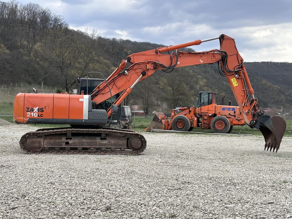 Excavator pe senile de fier Hitachi ZX210 LC-3 2010/8152h/senile noi