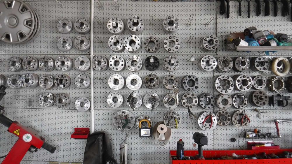 Flanse Distantiere adaptoare , cu prindere dubla pentru orice masina