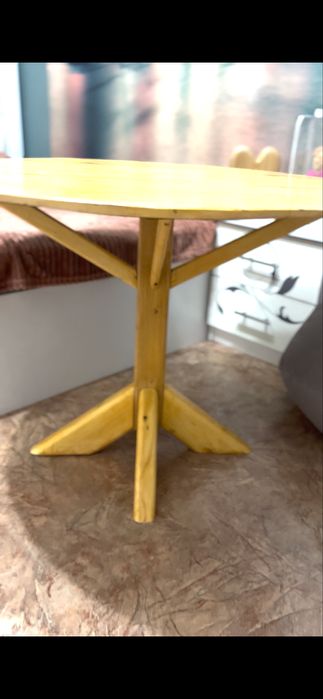 Столики на заказ