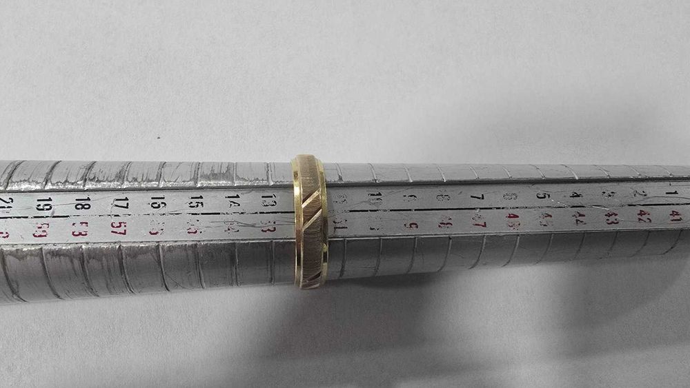 Златна халка  2,7гр. 18 карата