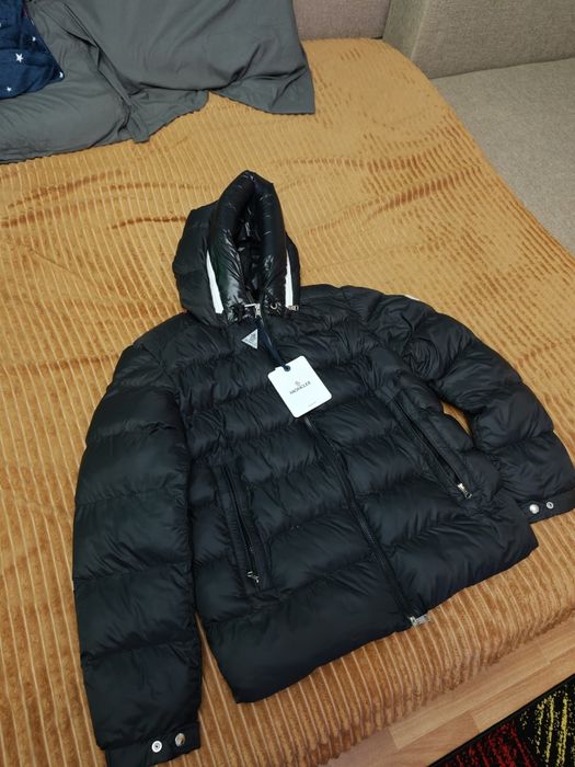 Vând geaca primăvară toamna