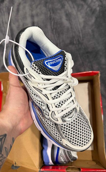 Saucony кроссовки