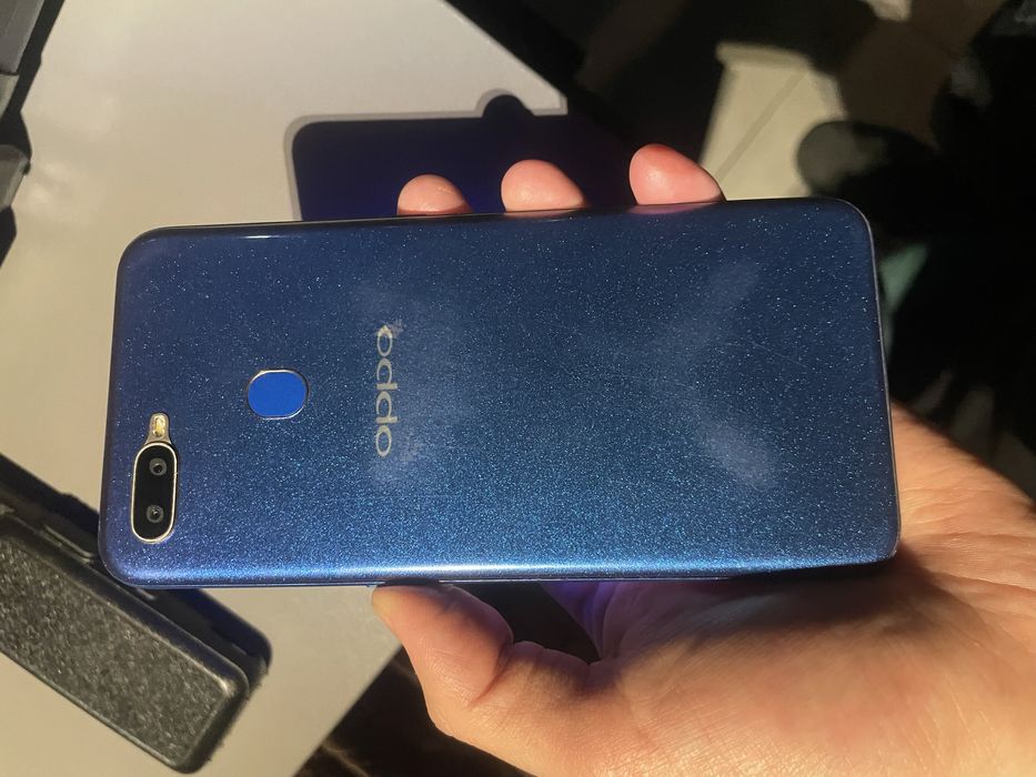 Продам телефон Oppo a5s