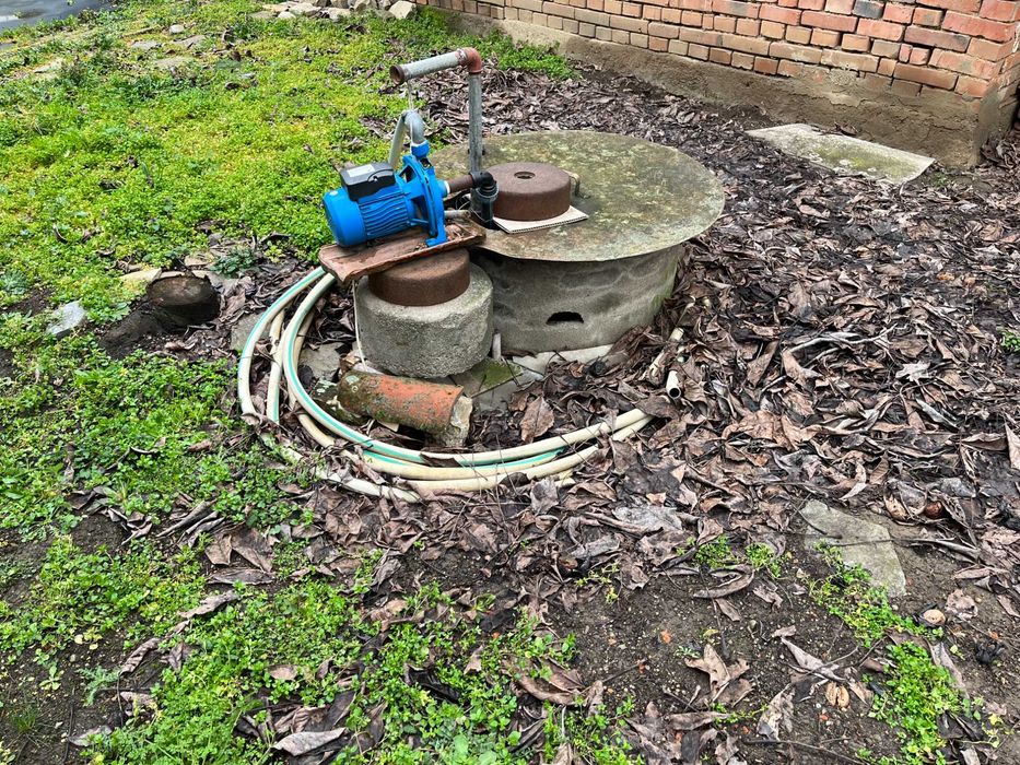 Продава къща на два етажа в Кортен