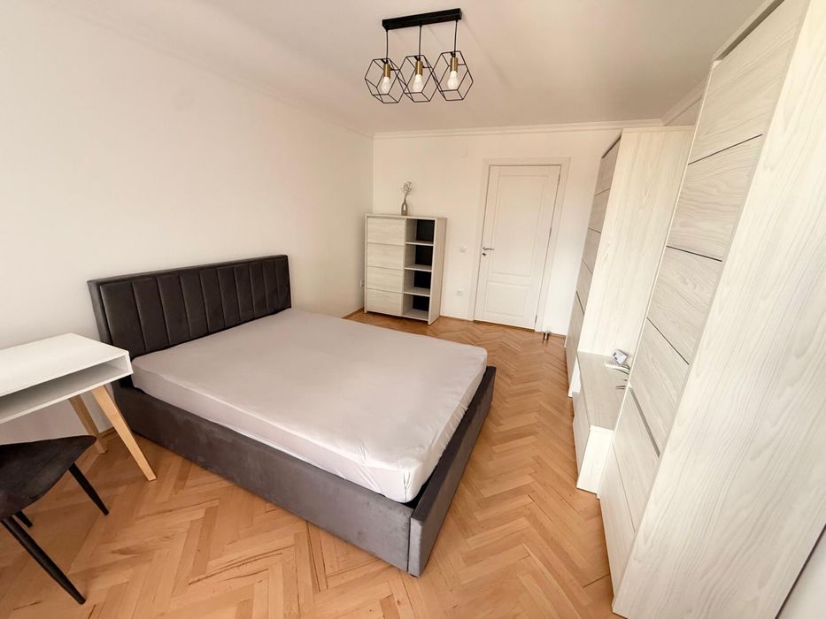 Inchiriat apartament 2 camere  zona Cornisa