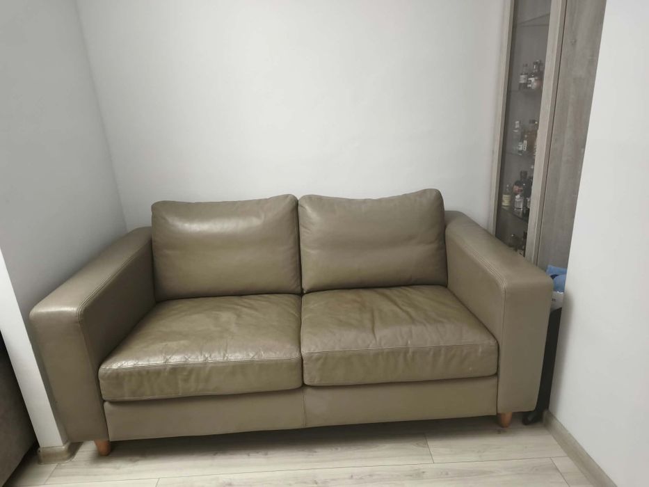 Canapea din piele pt living