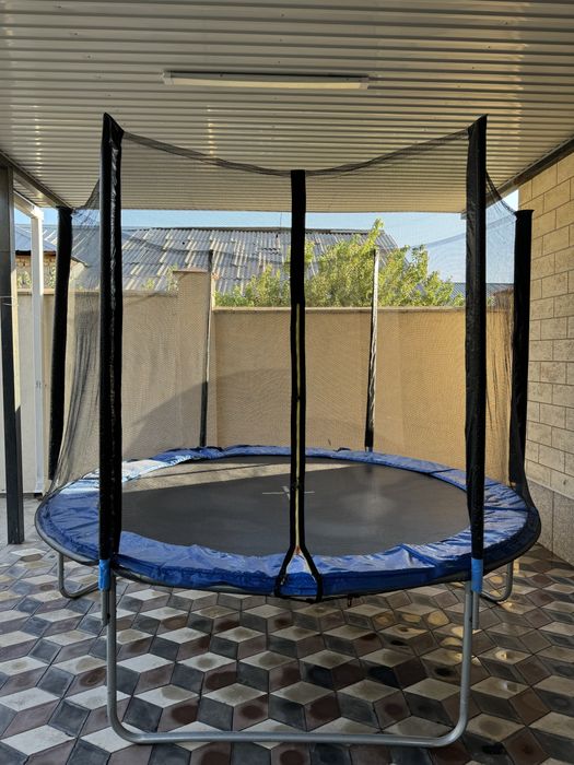 Батут в хорошем состоянии