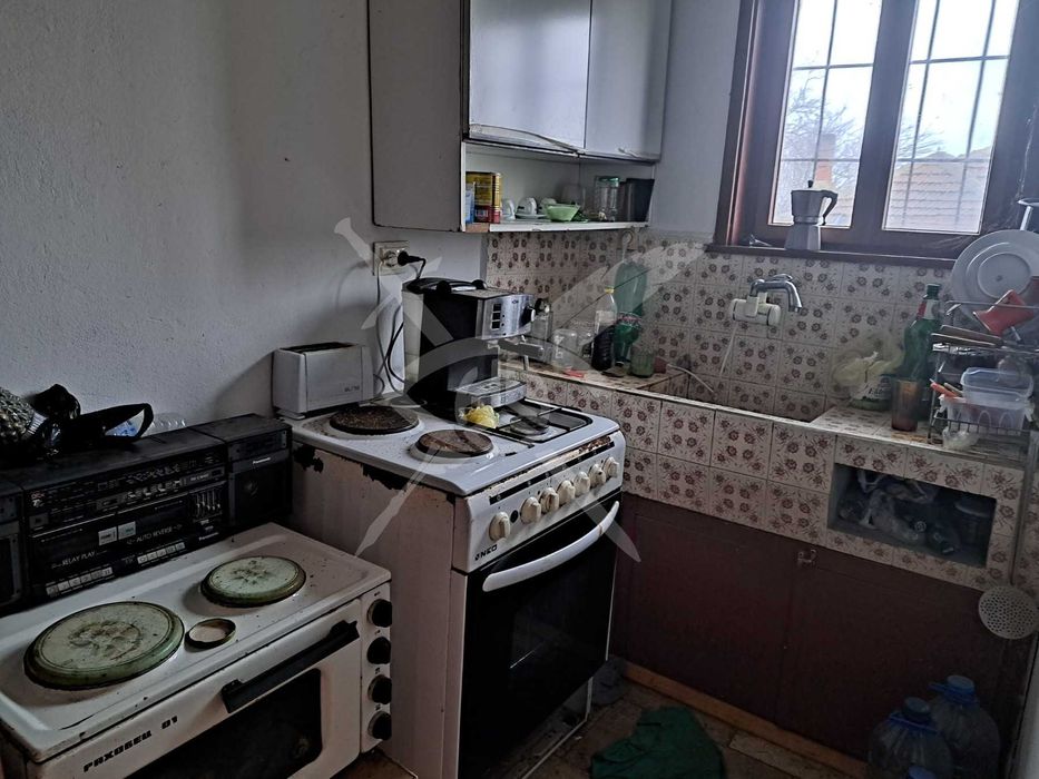 Двуетажна къща в Дебелт 95440