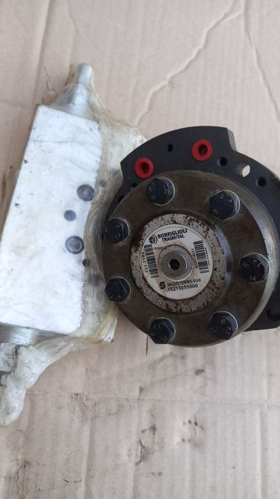 pompa hidraulica Bonfiglioli Nouă