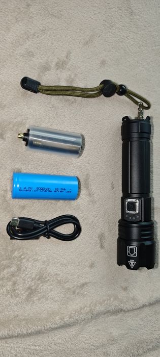 Lanterna led tactica